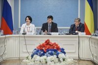 Исполнительный директор АНО "АПМБ" Александр Маслов принял участие в работе IV-го Южнороссийского микрофинансового форума "Микрофинансирование-2017. Новейшая история", проходившем 7-8 июня в Ростове-на-Дону Исполнительный директор АНО "АПМБ" Александр Маслов принял участие в работе IV-го Южнороссийского микрофинансового форума "Микрофинансирование-2017. Новейшая история", проходившем 7-8 июня в Ростове-на-Дону